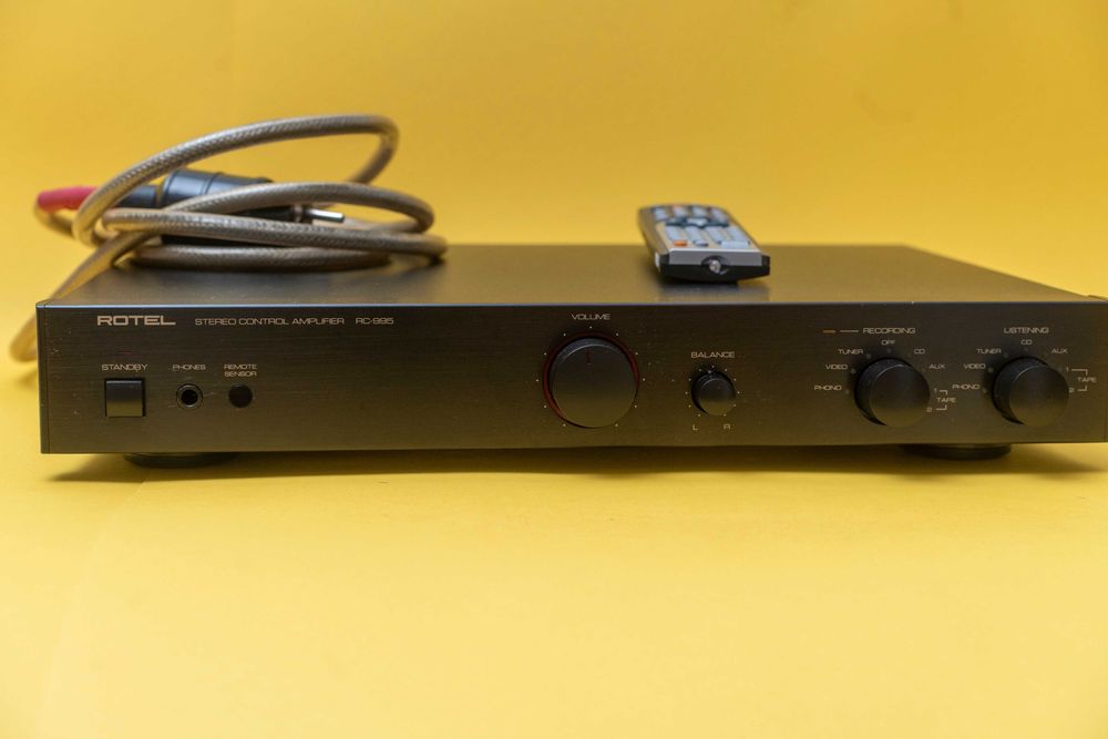 Przedwzmacniacz ROTEL RC-995