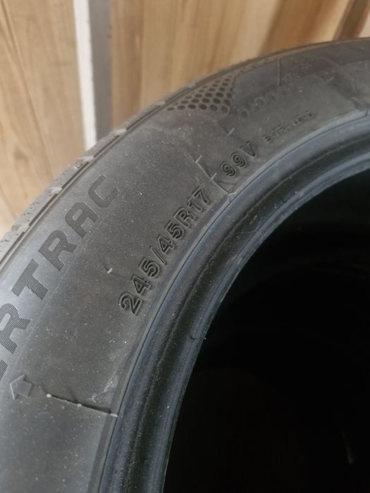 Продам резину 245/45R17