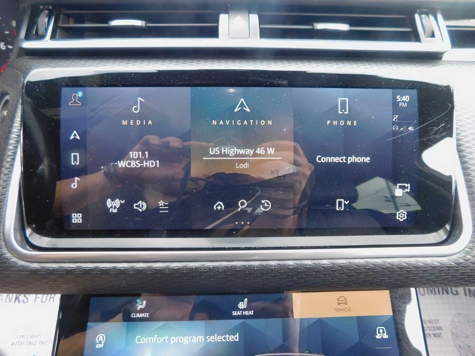 Land Rover Range Rover Velar      2021