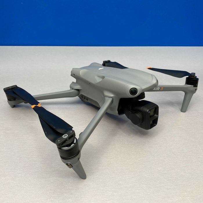 DJI Air 3 (DJI RC-N2)