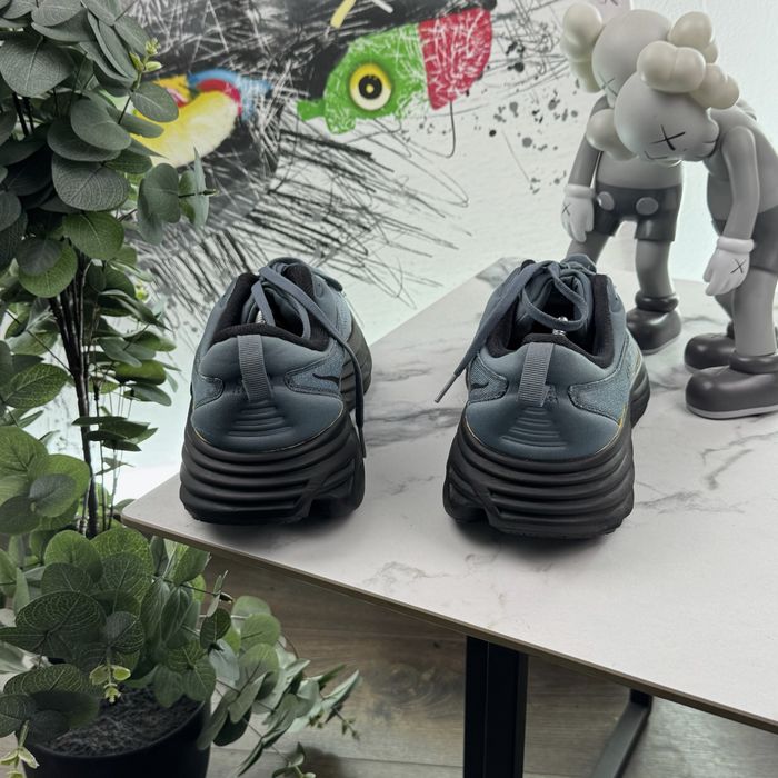 Кросівки Hoka Bondi 8 48 розмір Е6364