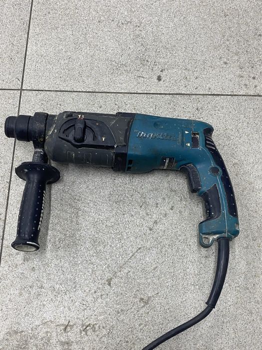 Перфоратор makita hr 2470