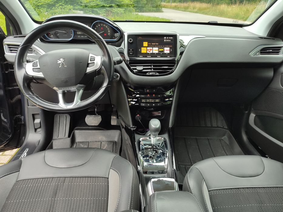 Peugeot 2008 1.5 HDi automat.