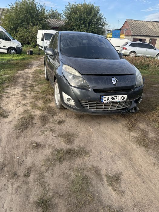 продам Рено гранд Сеценік