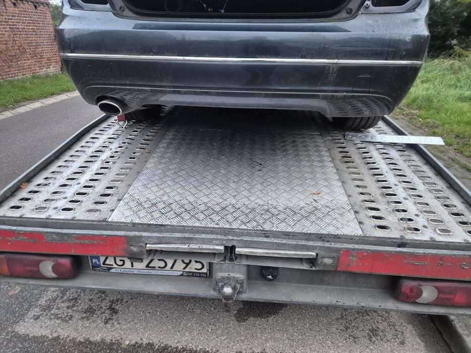 Tylny zderzak mercedes w204 lift sedan