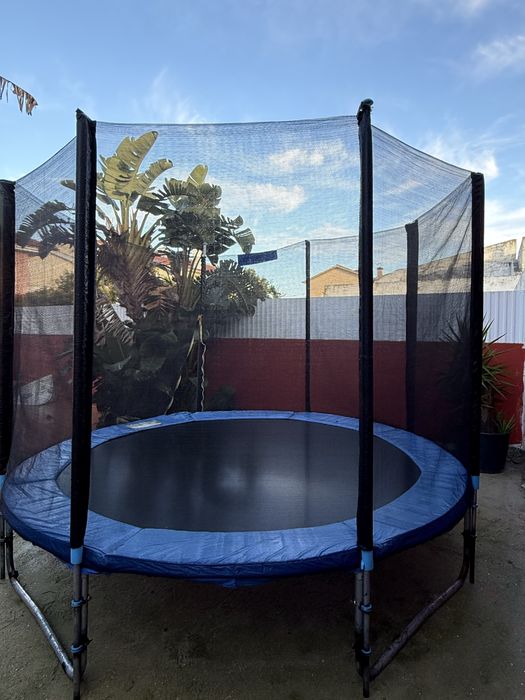 Tranpolim Monzana 350m