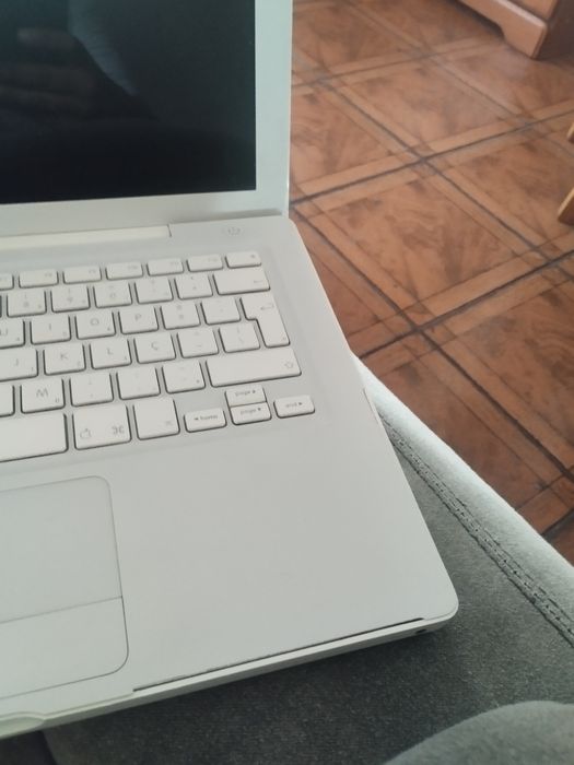 Portátil da Apple antigo