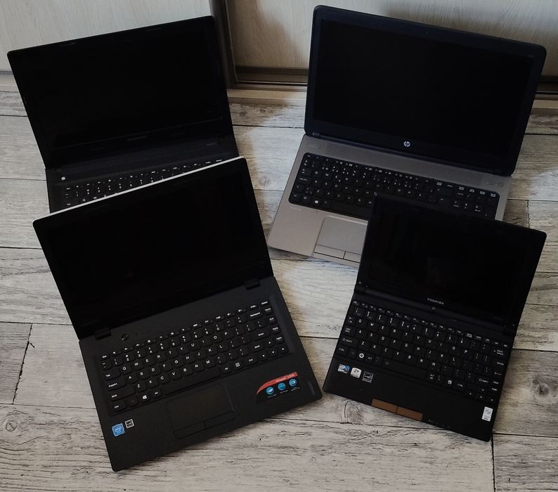 Sprzedam laptopy.