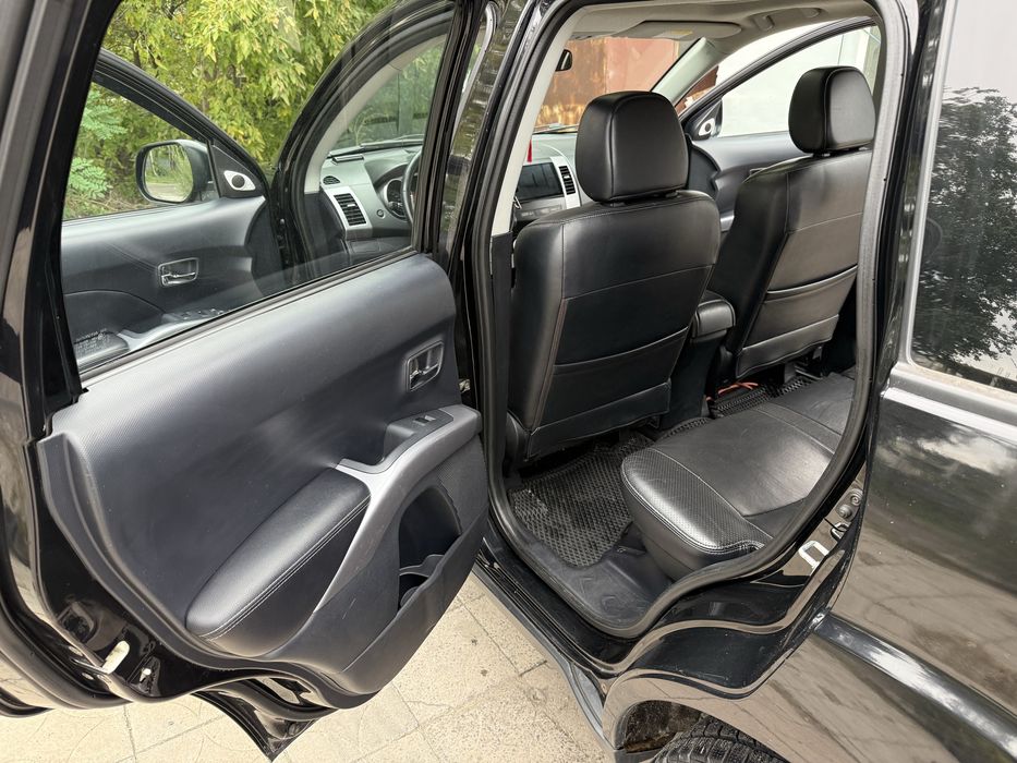 Mitsubishi Outlander XL 3.0 AT (S63)