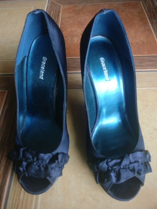 Buty na obcasach