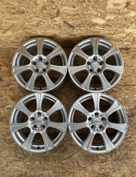 Диски 5/114.3  R17 ET45 ЦО(діа)60.1 титини диски.