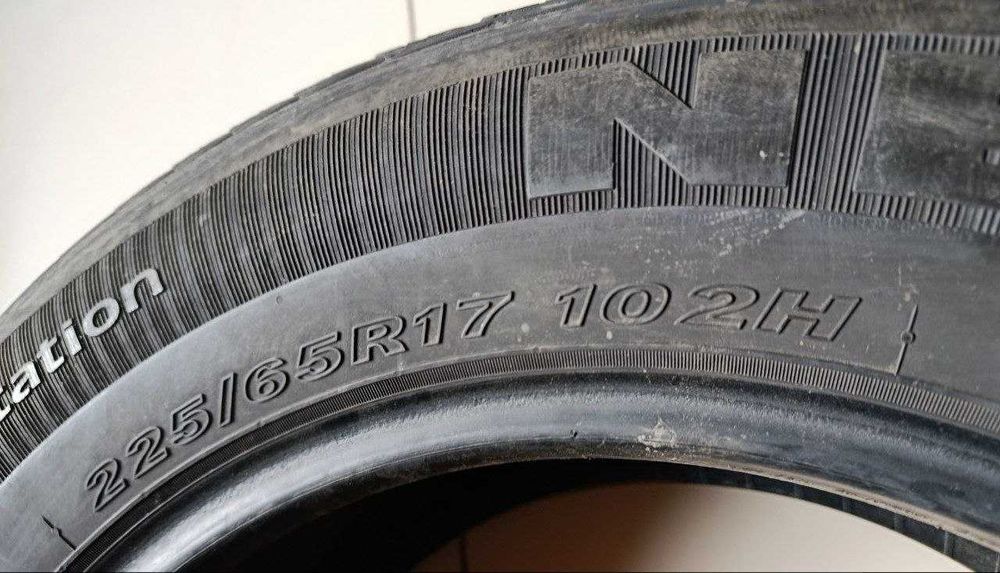 Пара шин б/у 225/65R17 102H Nexen Winguard SUV