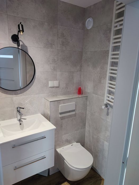 Pokój 3-osobowy z łazienką i balkonem.Łeba.Blisko morza