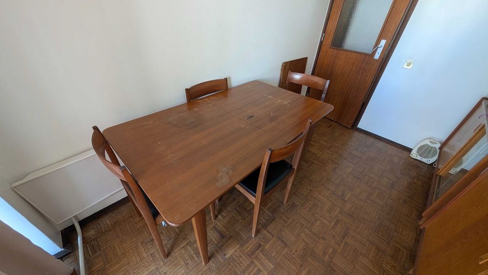 Lote de Mobiliário e Eletrodomésticos — Mudança/Venda de Casa