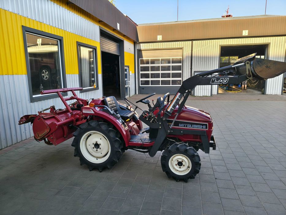 Японський мінітрактор Mitsubishi MT 165