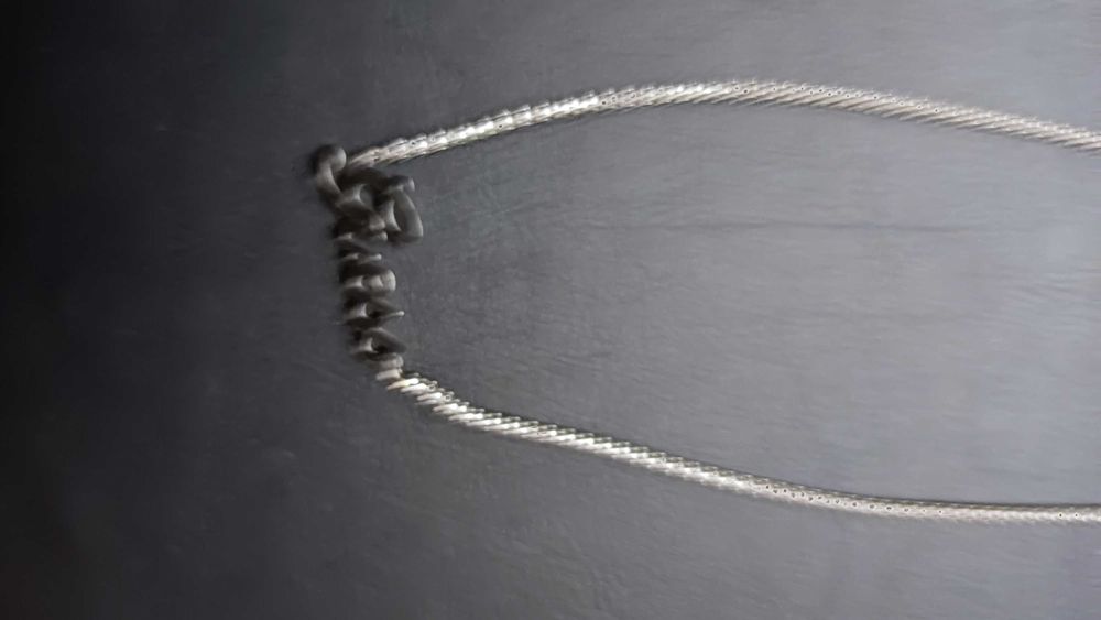 Colar Guess em aço prateado