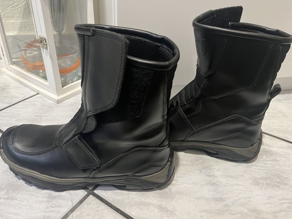 Buty 39 skórzane sztywne za kostke 25,5 cm wkładka