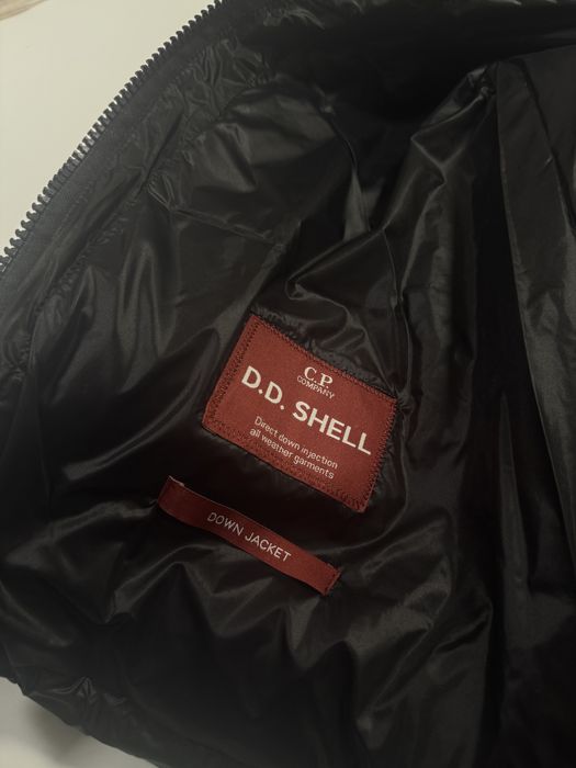 Пуховик C.P. Company з лайт капюшоном