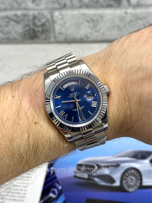 Годинник Rolex Day-Date 40 Blue Roman Dial Ролекс