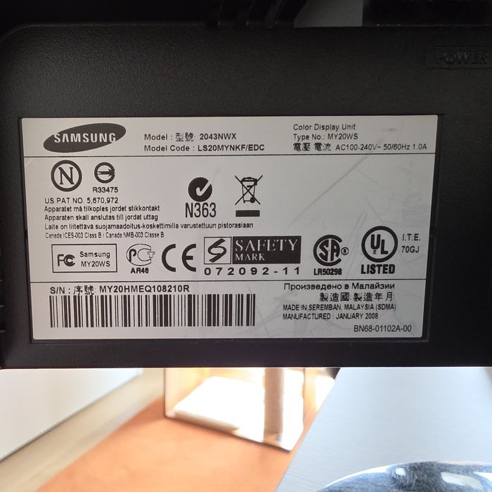 Monitor Samsung SyncMaster 2043NWX 20" - Resolução 1680x1050