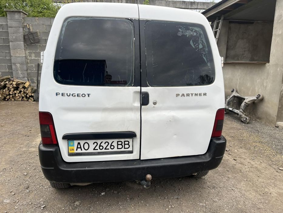ГРУЗОВИЙ Пежо Партнер 1.9