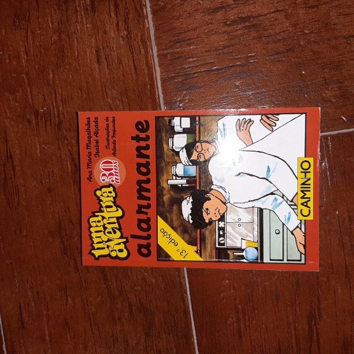 Alguns livros da coleção "uma aventura"