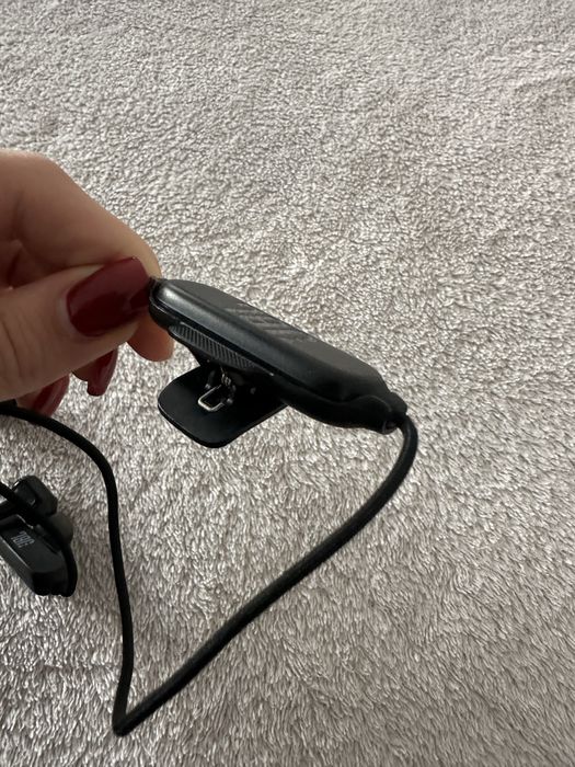 Fones JBL 100BT – Novos, nunca usados