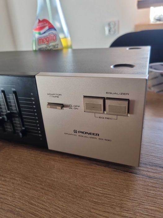 Korektor graficzny Pioneer