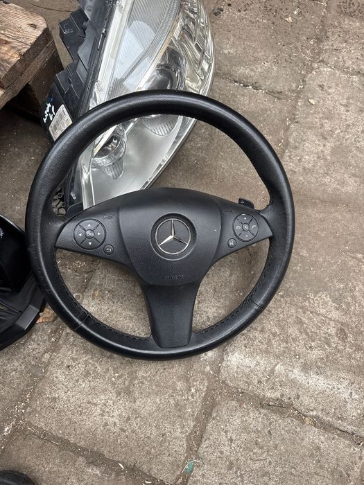 Mercedes w204 kierownica