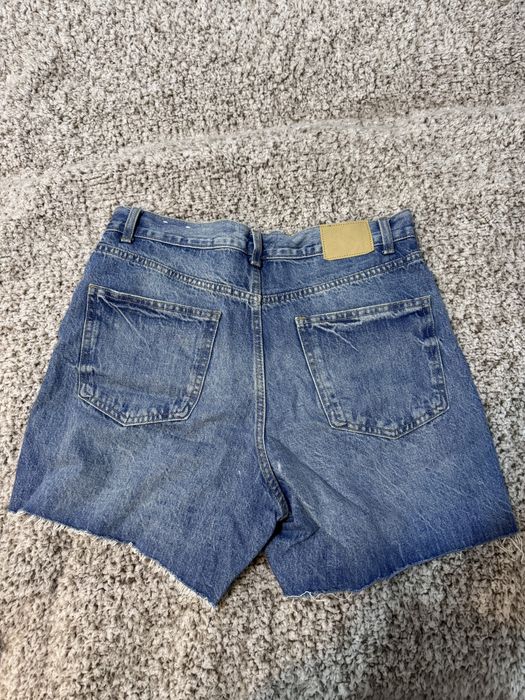 Джинсові шорти в новому стані від Pull&Bear