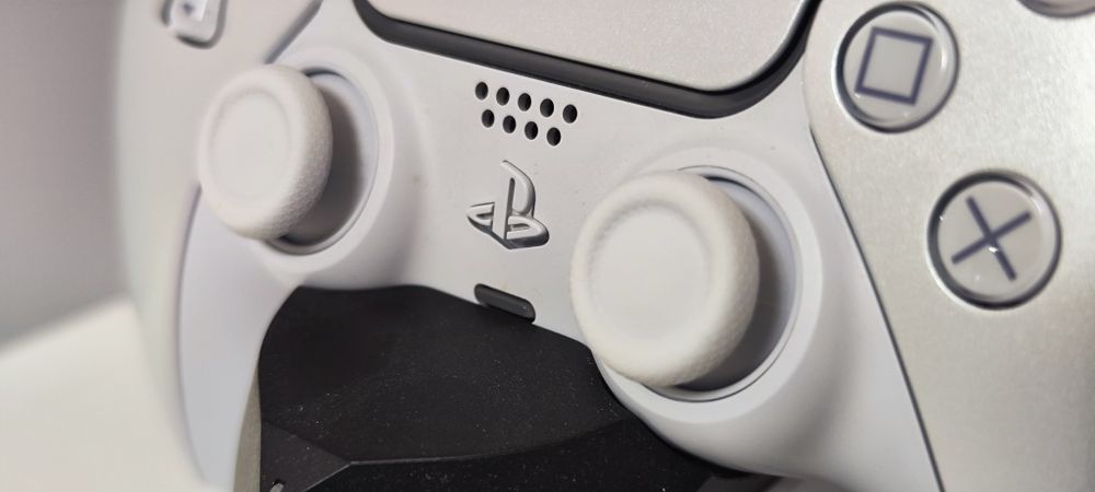 Comando PS5 DualSense Chroma Pearl