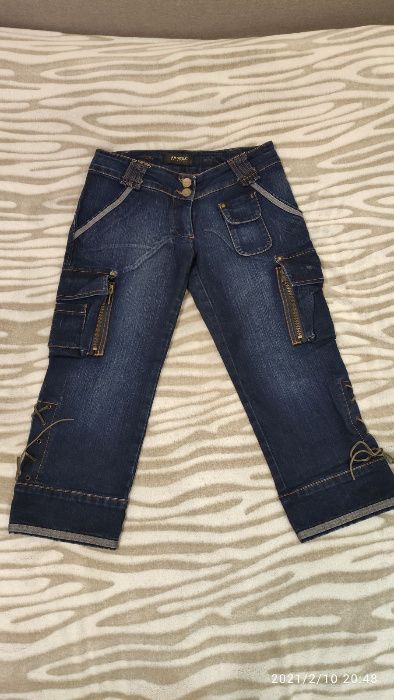 Джинсы/капри женские AMNESIA