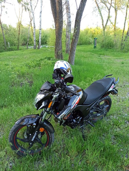 Продам мотоцикл Geon CR6 250