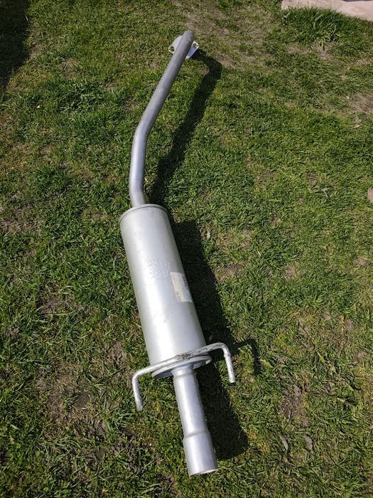 Tłumik środkowy Toyota Corolla