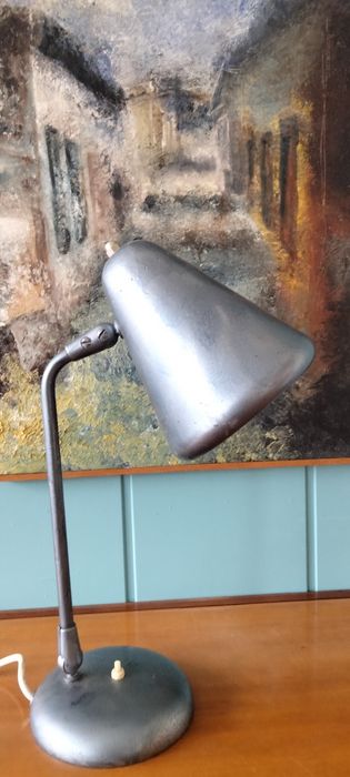 Candeeiro industrial de secretária