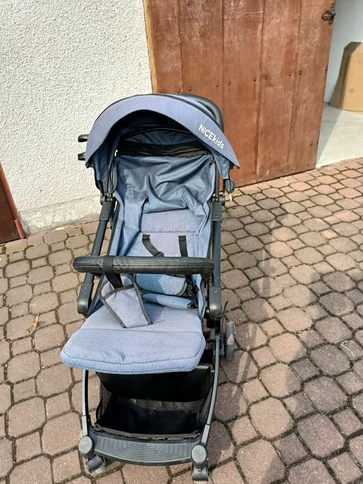 Wózek dziecięcy, spacerówka