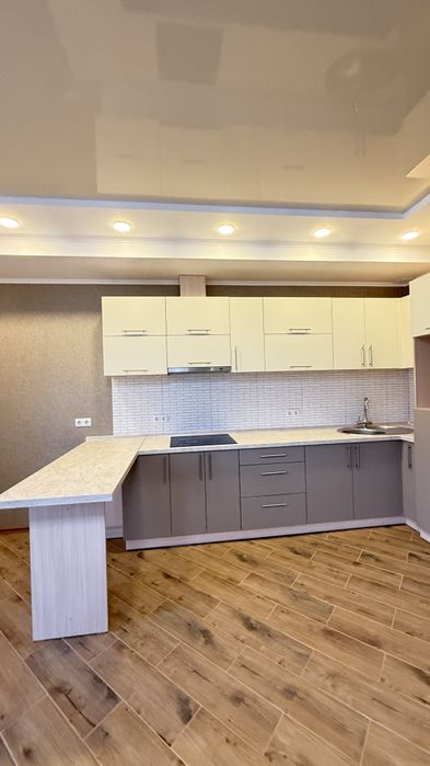 Таун з ремонтом та меблями, без комісії! Топ локація, поруч ВСЕ!