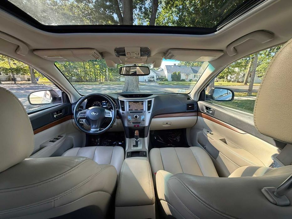 Subaru Outback Limited      2013