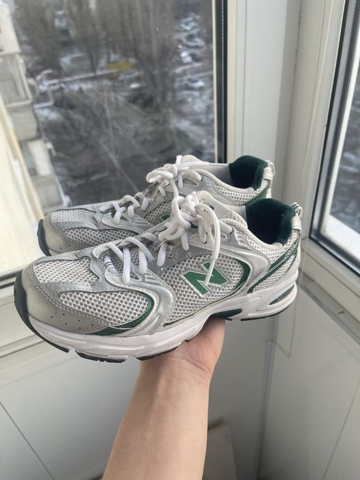 Кроссовки спортивные New Balance 530