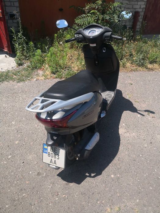 мопед Honda Lead
