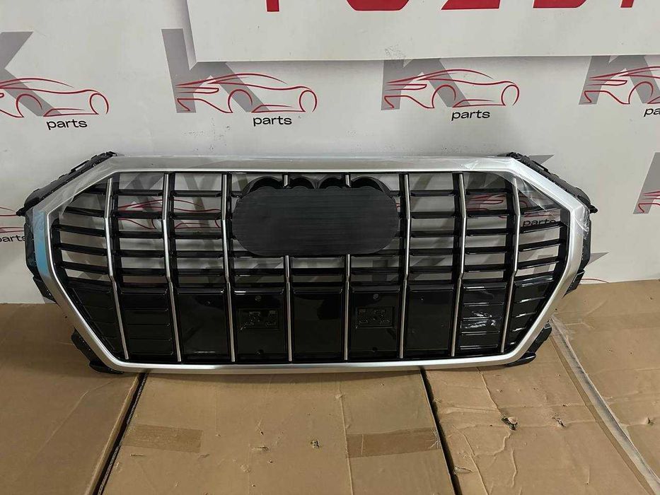 Решітка радіатора grill у зборі Audi Q3 19-24 83A853651