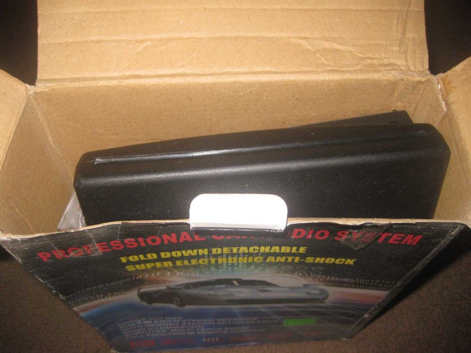 Auto-Rádio/Novo e Embalado!