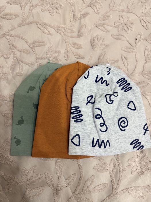 Новые шапки 0-6 мес