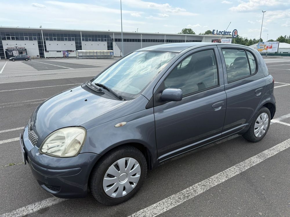 Toyota Yaris 1.0 Sol