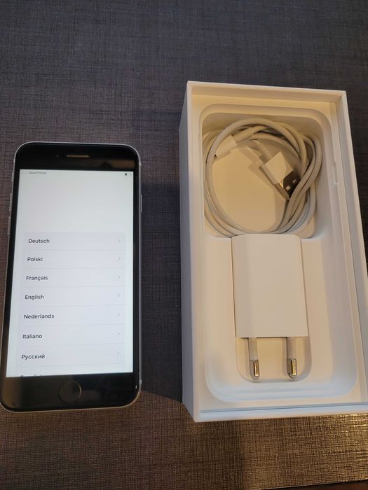 Apple iPhone SE 2020 A2296 64GB biały nowa bateria