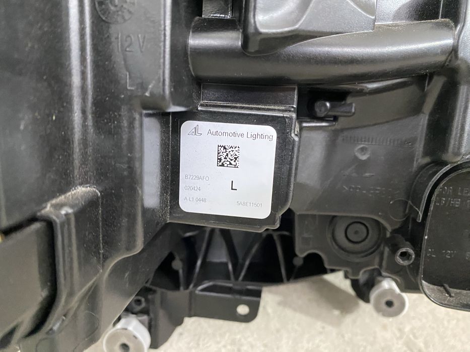 Фари BMW X5 G05 G06 рестайл shadow-line 2024 европа
