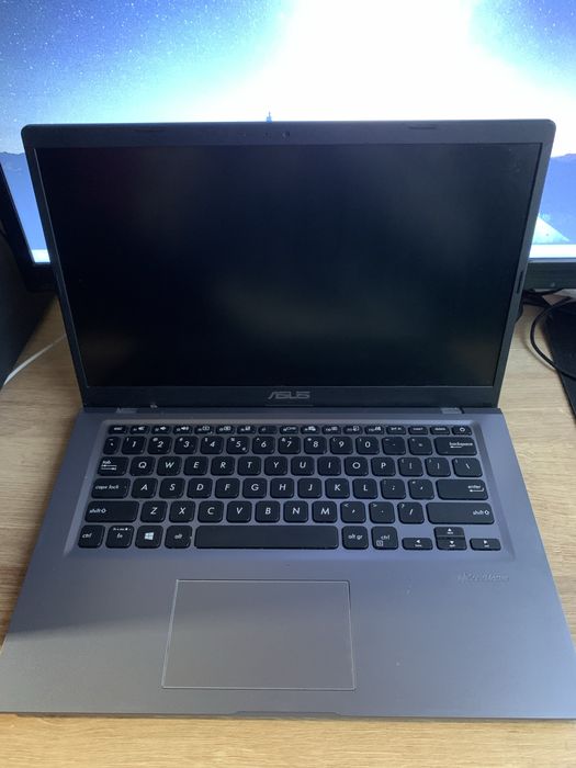Laptop  Asus Windows 11