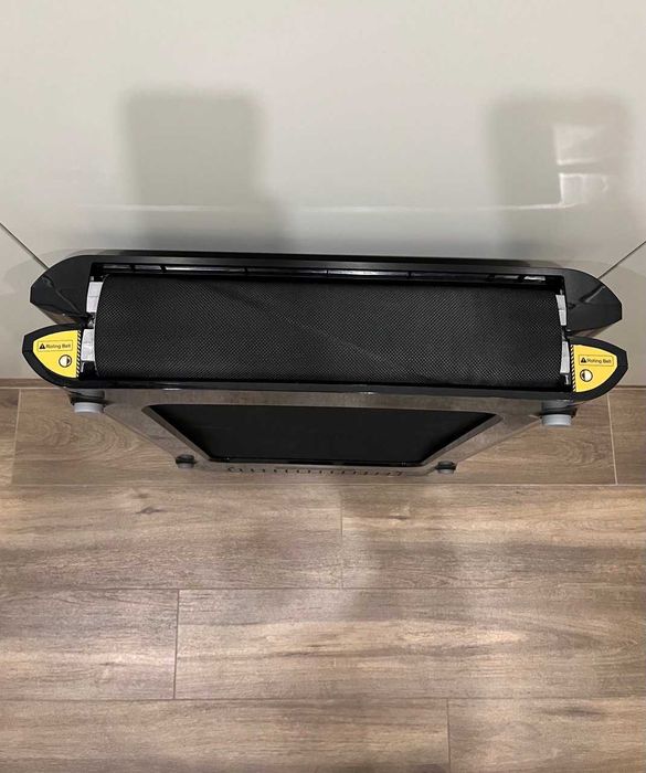 KingSmith WalkingPad C2 компактна бігова доріжка
