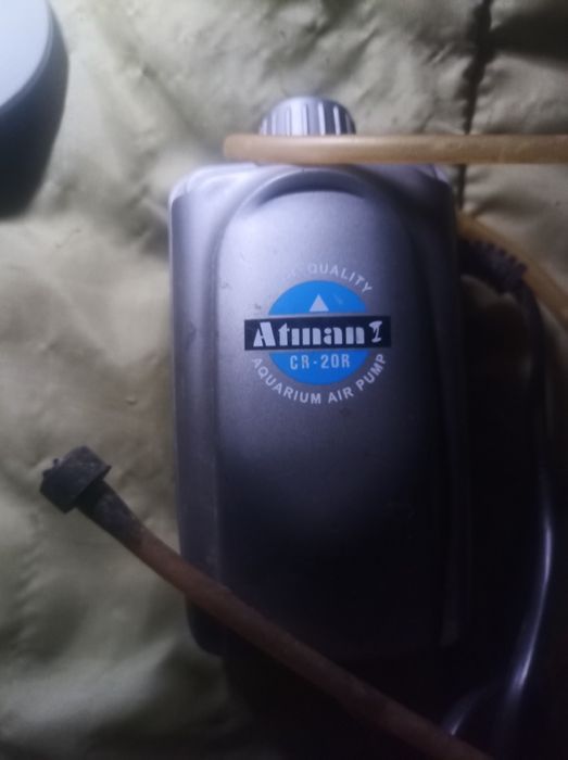 Одноканальний компресор, для акваріума " Atman", модель CR-20R.