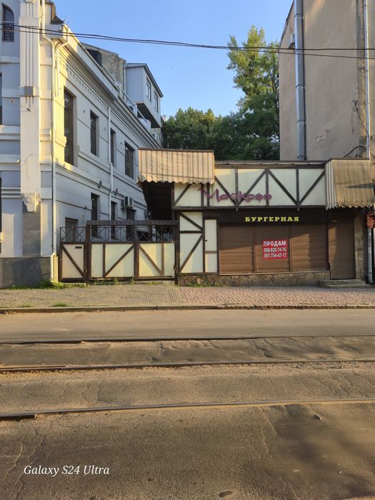 Продам Отдельно стоящее здание ул.Маяковского земля в собственности!